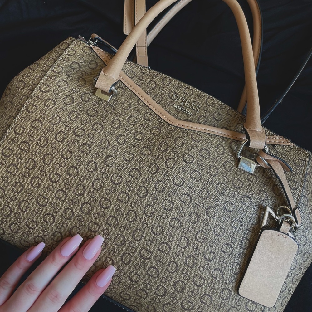 Guess purse